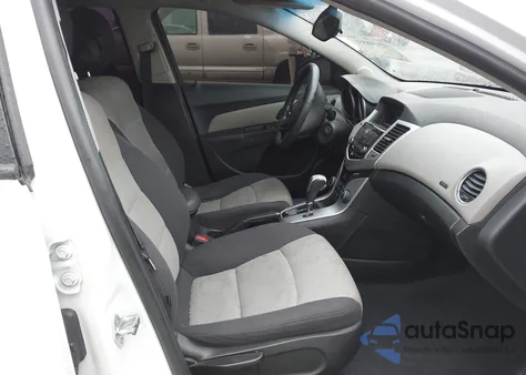 2016 Chevrolet Cruze Limited Ls Auto z USA, uszkodzony, nr VIN 1G1PC5SGXG7137017